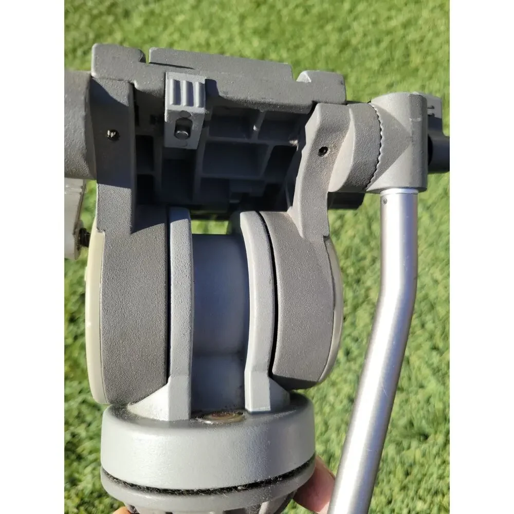 Matthews Studio Equipment M25 Tripod Head Good Working Condition Photography